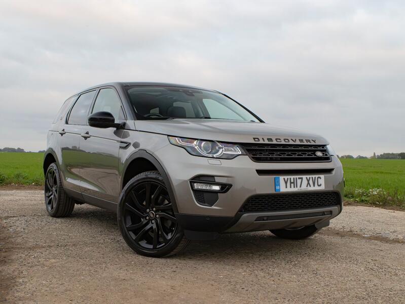 LAND ROVER DISCOVERY SPORT 2.0 TD4 HSE Black